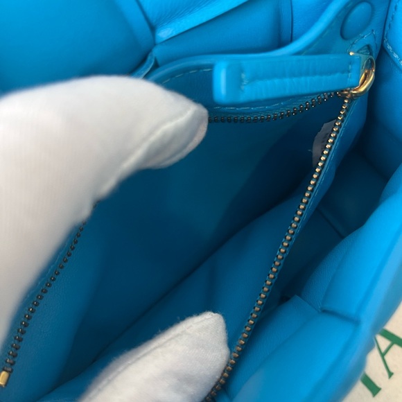 Bottega Veneta Small Padded Cassette‎ Bag - Picture 8 of 10